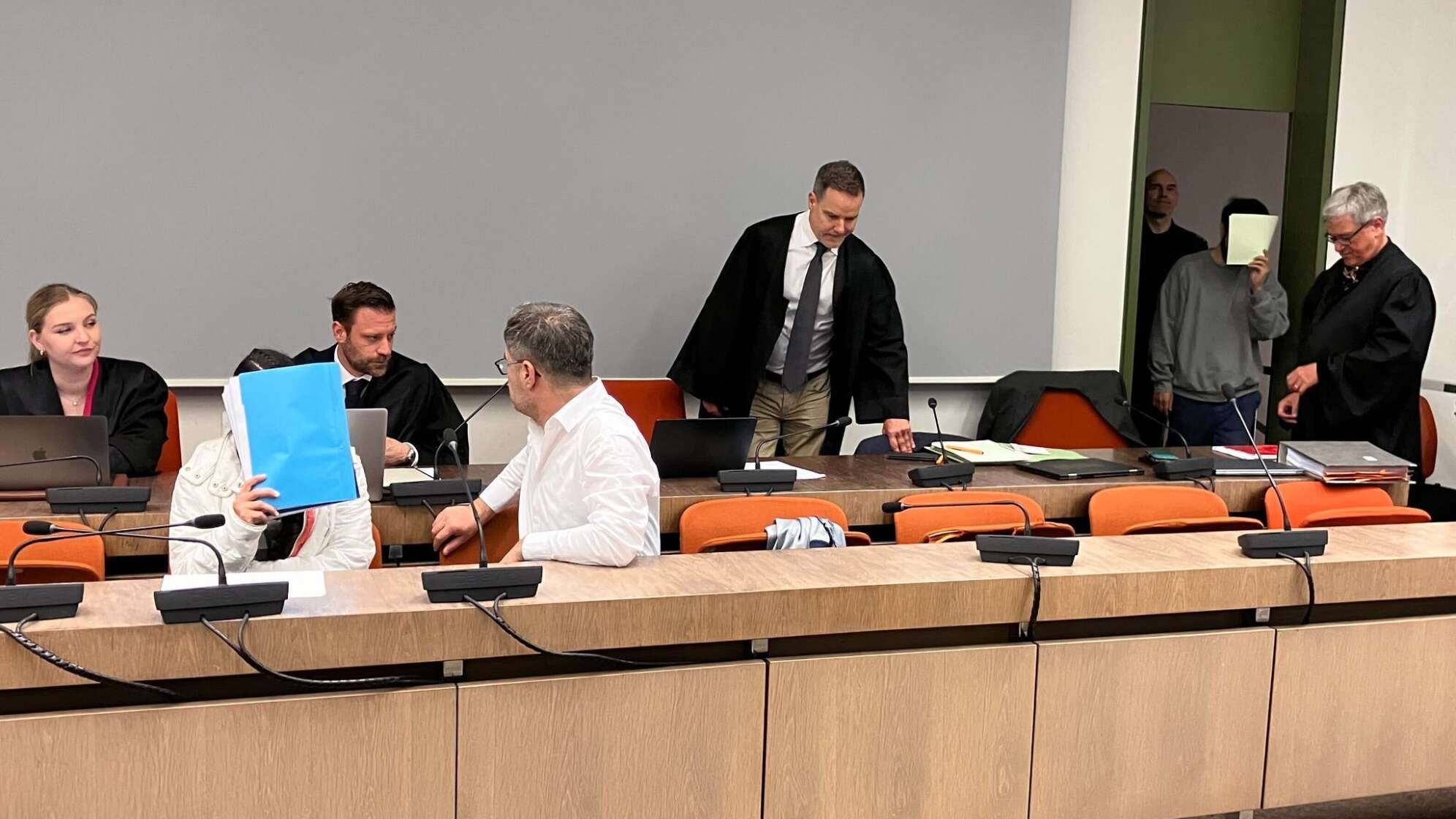 Prozess wegen Versklavung jesidischer Mädchen