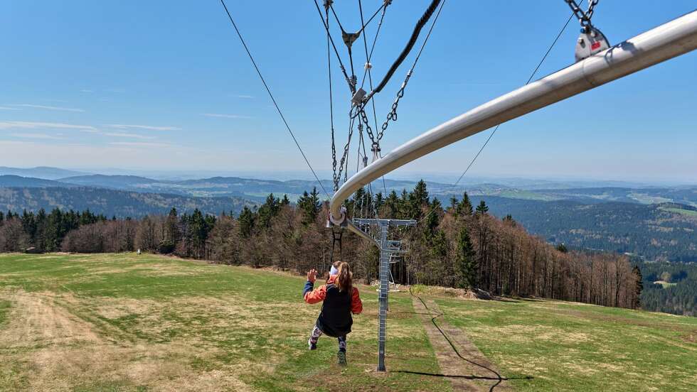 Längste Fly-Line der Welt eröffnet am Almberg in Mitterdorf – Schwebespaß auf 2000 Metern