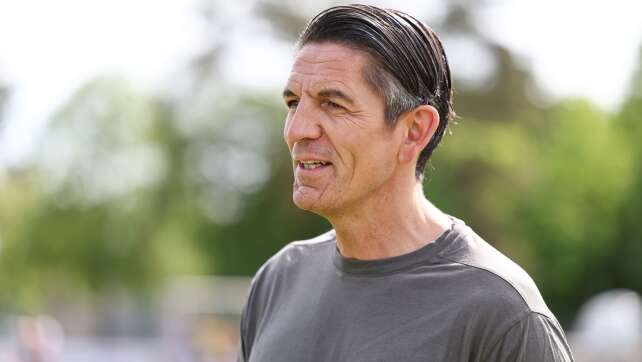 Aytekin pfeift zum Abschied Spiel von Meister FC Bayern