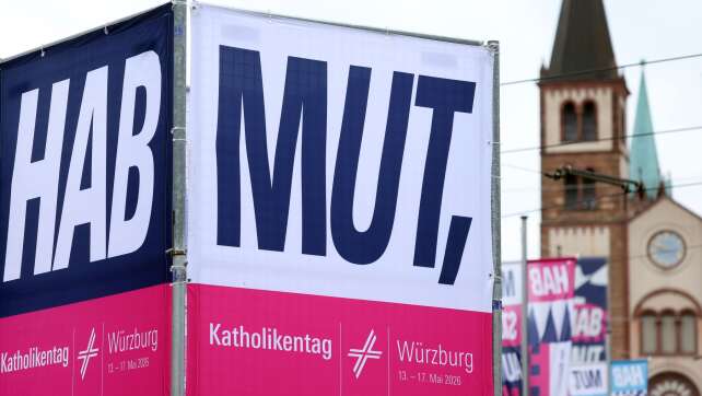 Steinmeier flaniert und diskutiert beim Katholikentag