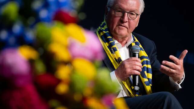 Steinmeier: Demokratie wird im Ehrenamt gelebt