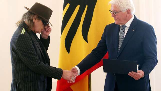 Steinmeier gratuliert Udo Lindenberg zum 80. Geburtstag