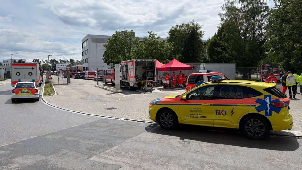 Chemieunfall in Nürnberger Firma - ein Toter