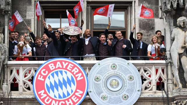 Großes Logo mit Bayern-Beleidigung