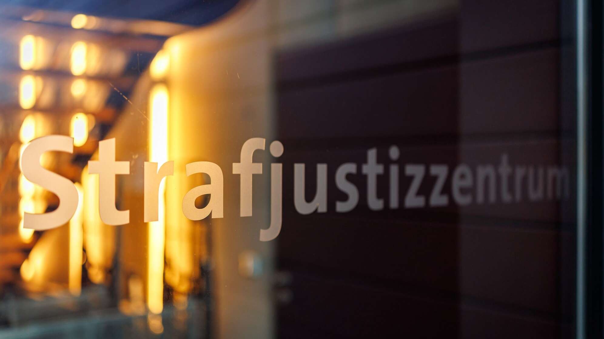Mordprozess mehr als 32 Jahre nach der Tötung einer 13-Jährigen