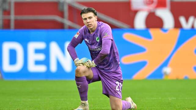 RB Leipzig verlängert mit Torhüter Schlieck