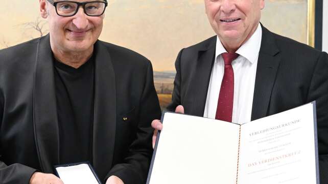 Pur-Sänger Hartmut Engler bekommt Bundesverdienstkreuz