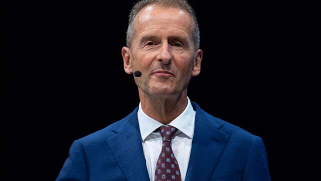 Ex-VW-Chef Diess will E-Traktor auf den Markt bringen