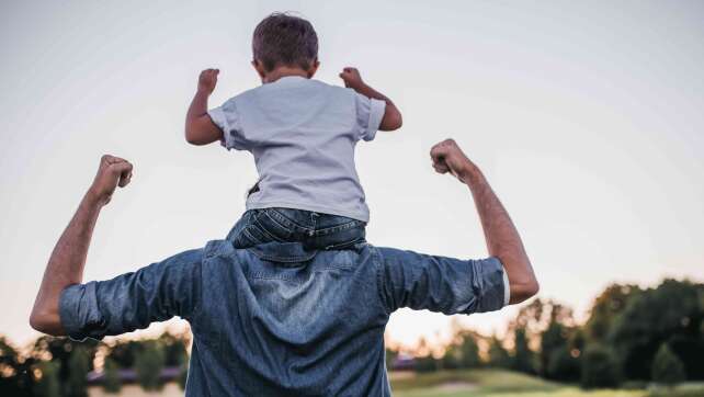 Studien: Sind Väter verantwortlich für die Schulnoten der Kinder?