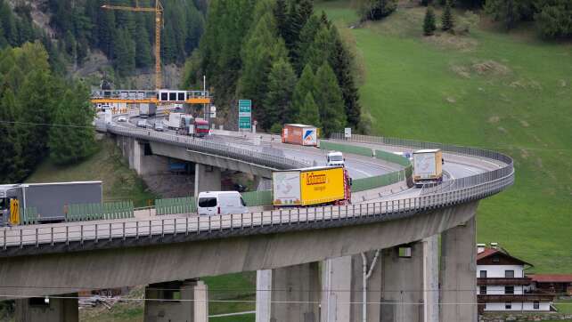 Machbarkeitsstudie soll flexible Lkw-Maut am Brenner prüfen