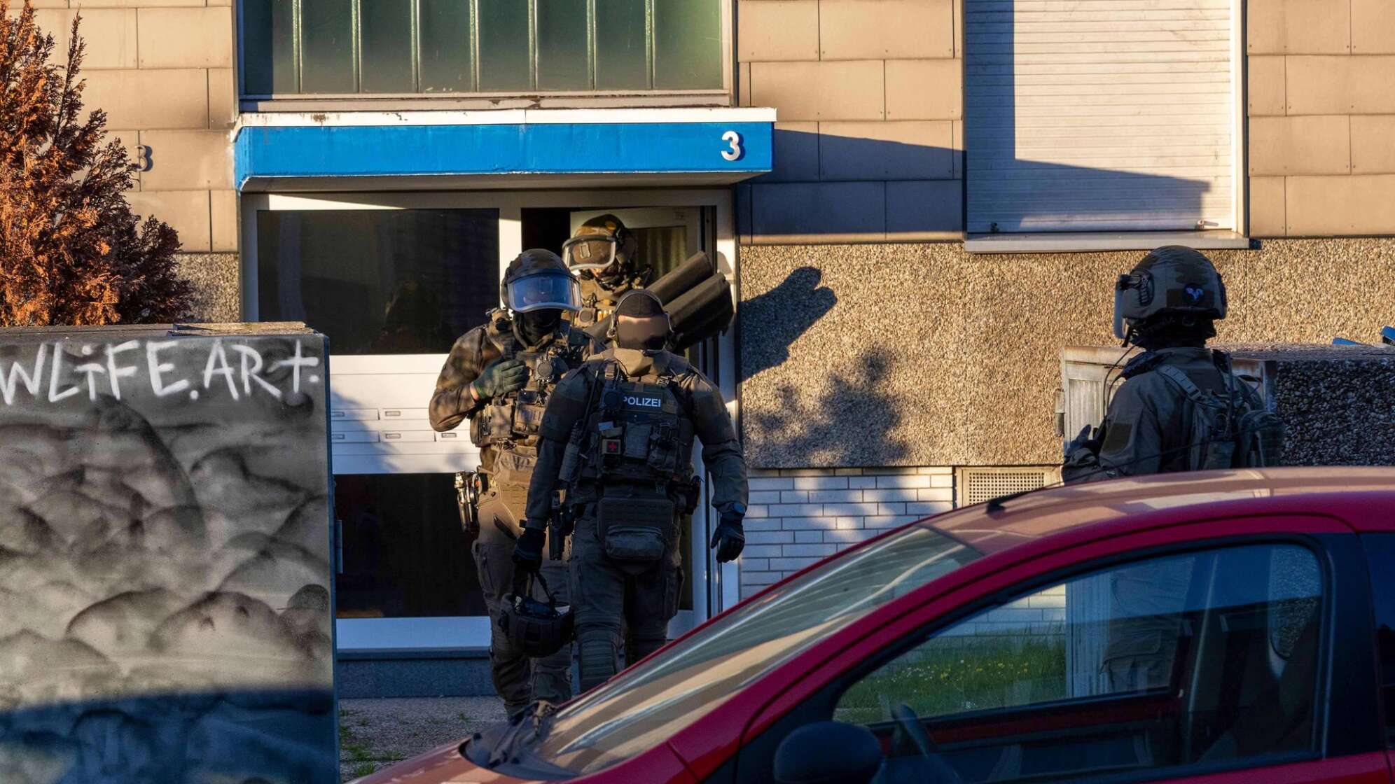 Razzia im Rocker-Milieu - Durchsuchungen