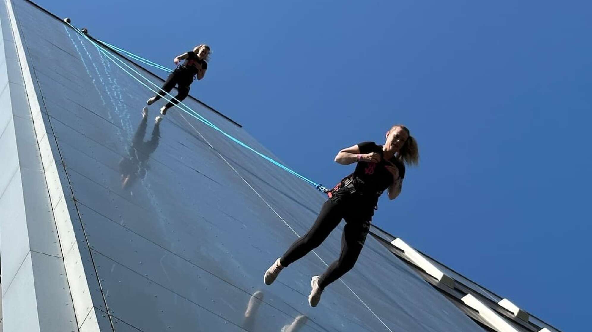 Squattwins Julia und Stephanie Müller beim Houserunning am Rilano Hotel