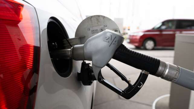 Ende des Tankrabatts: So entwickeln sich die Preise für Diesel und Benzin in Bayern – Was Autofahrer jetzt beachten sollten