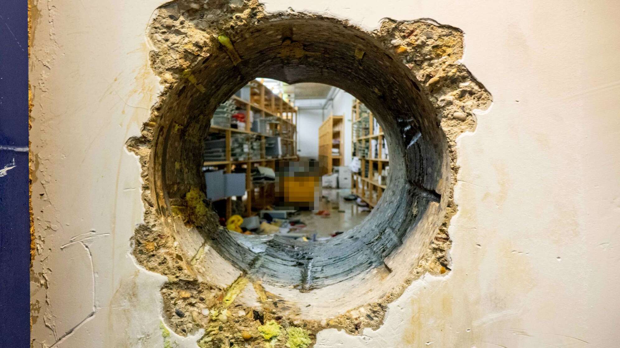 Millionen-Coup: Fotos aus Tresorraum