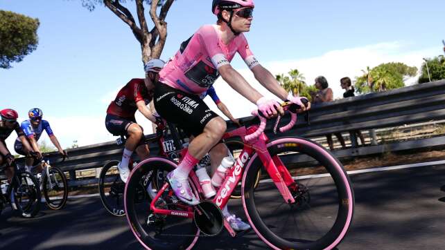 Alle Grand Tours gewonnen: Vingegaard bejubelt Giro-Sieg