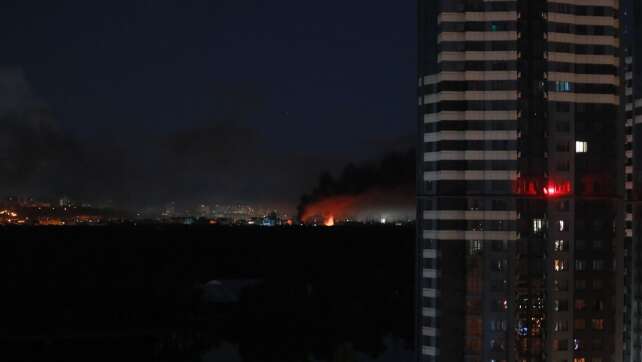 Massive russische Luftangriffe auf Kiew - Tote in Dnipro