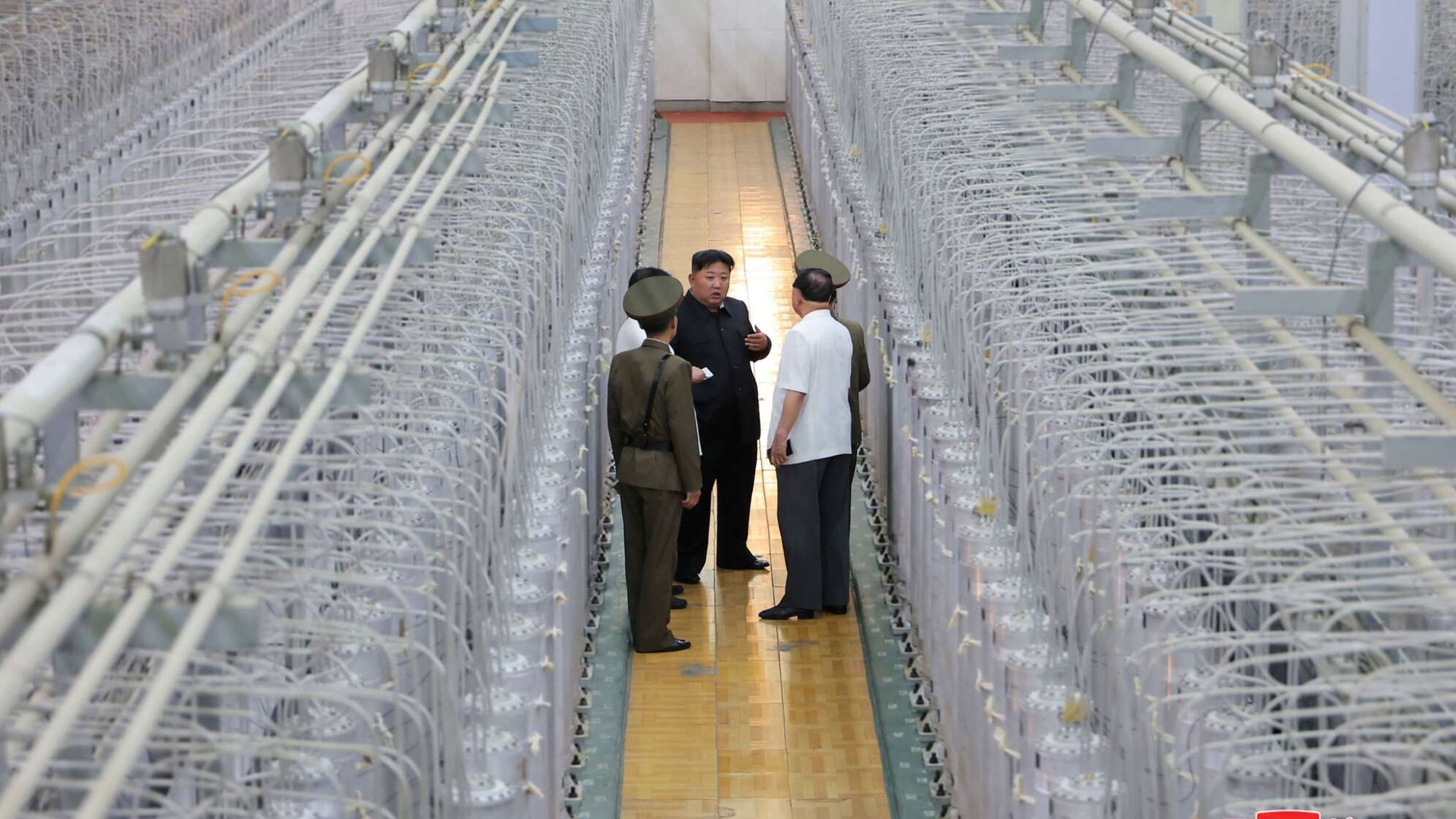 Nordkoreas Machthaber Kim inspiziert Urananreicherungsanlage