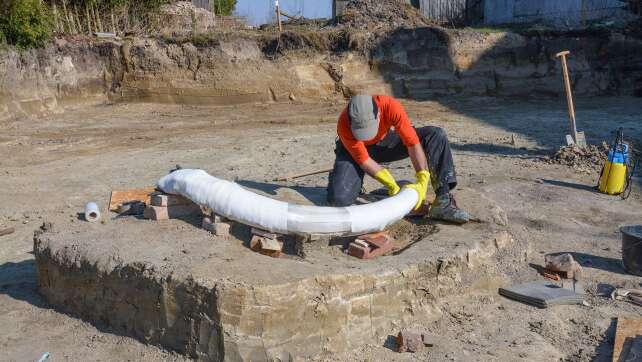 Schnittspur am Knochen: Steinzeitmenschen verzehrten Mammut