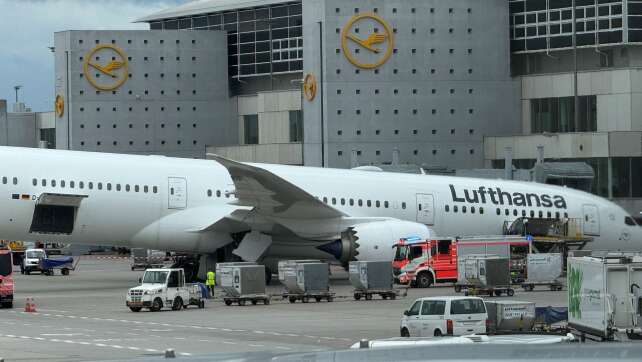 Fahrwerk knickt ein – Verletzte am Frankfurter Flughafen