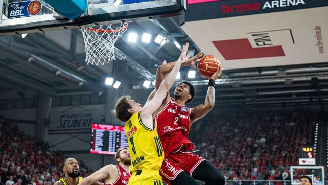 Bayern-Basketballer im Finale - Bamberg verkürzt gegen Alba
