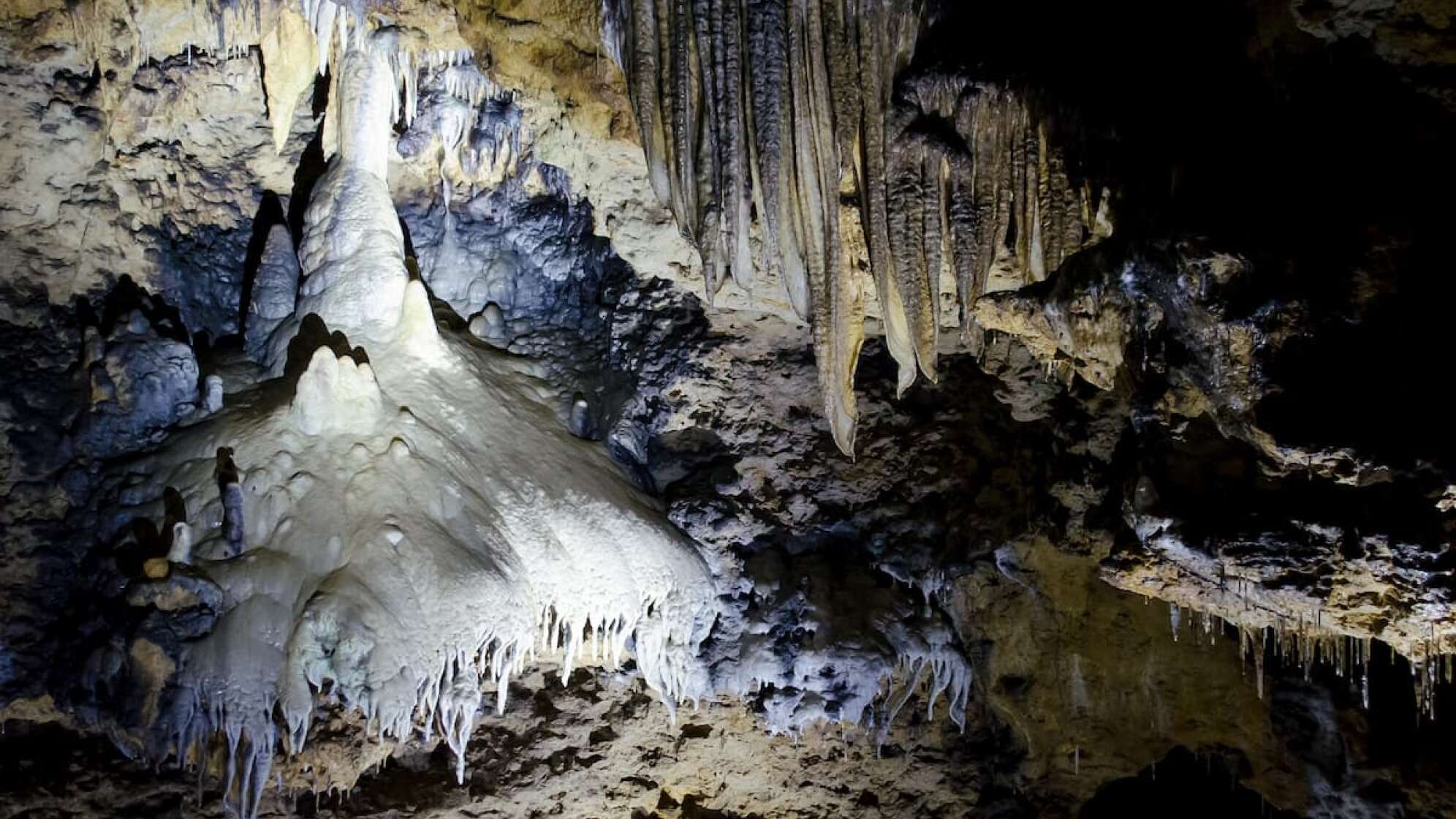 Tropfsteinhöhle