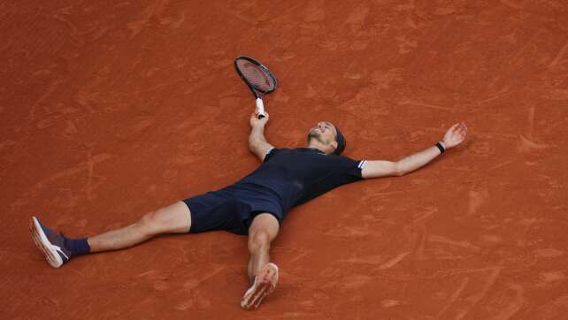 Wie einst Becker: Zverev krönt sich zum Grand-Slam-Champion