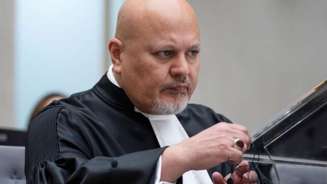 Weltstrafgericht suspendiert Chefankläger