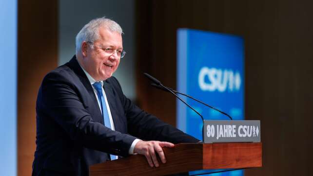 Ferber gibt Stiftungsvorsitz ab - Holetschek soll folgen