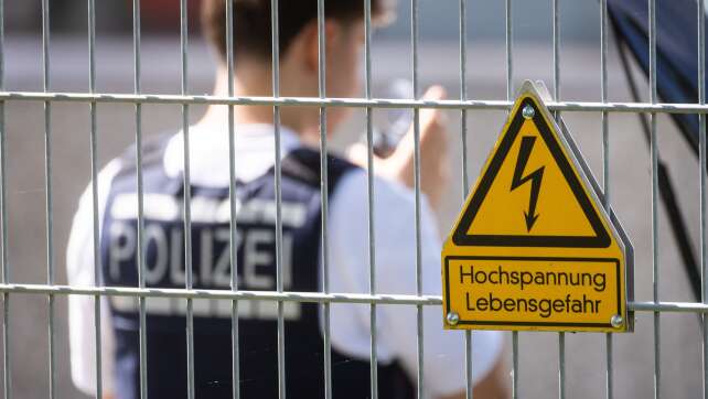 Feuer in Umspannwerk - Ermittler gehen von Brandstiftung aus