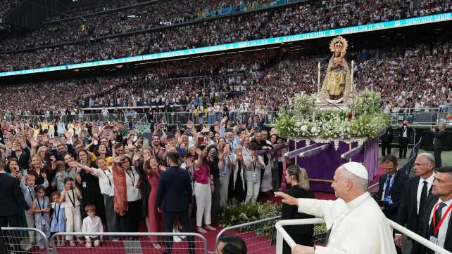 Papst Leo XIV. traf in Madrid auch Bad Bunny