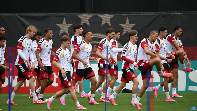 DFB-Stars bezahlen Fans Busfahrt zum WM-Spiel
