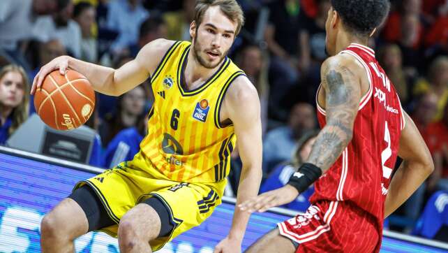 Alba Berlin deklassiert Bamberg und steht im Finale
