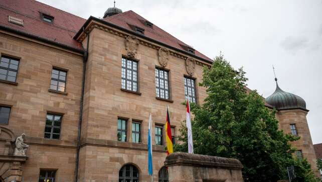 Prozess: Tierschützer auf dem Hof des Bauernpräsidenten