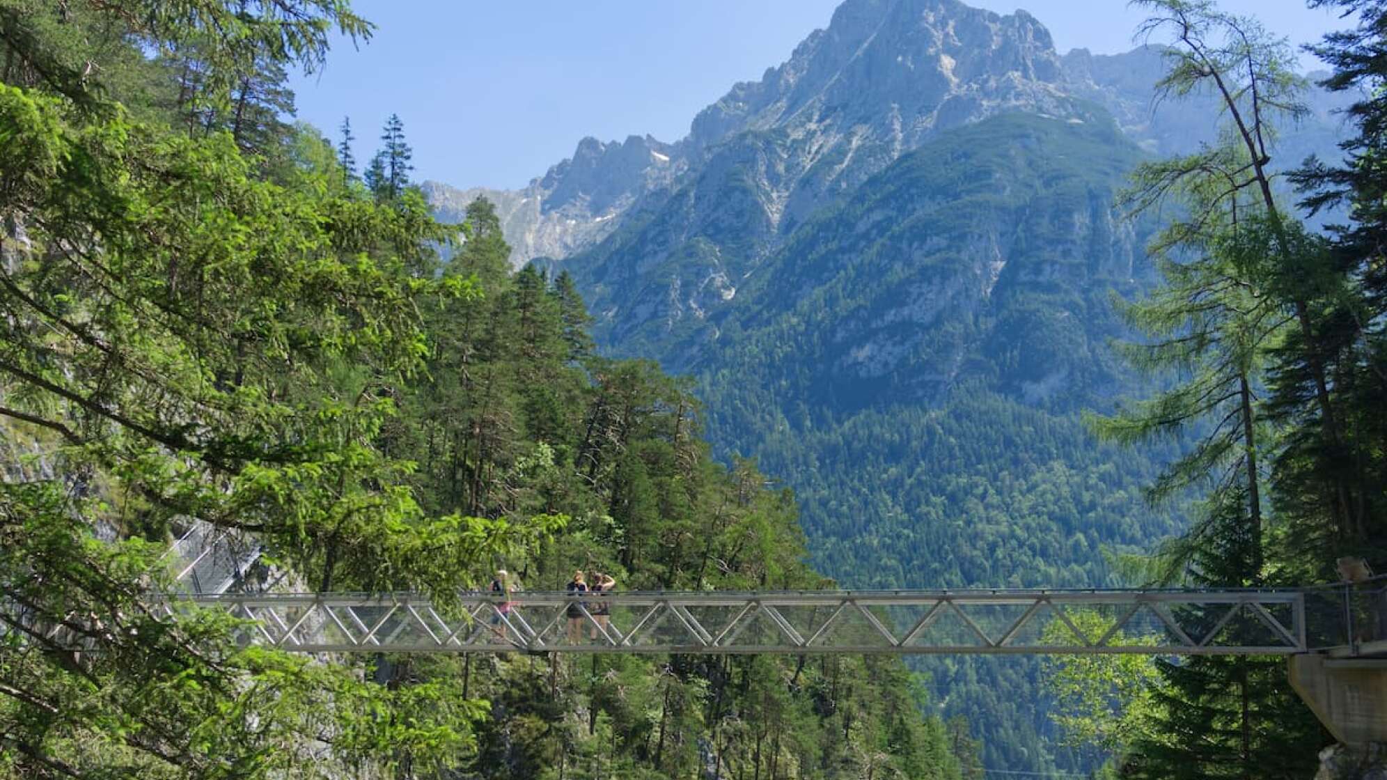 Fußgängerbrücke in der Geisterklamm