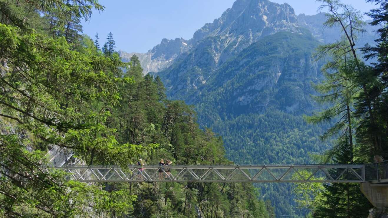 Fußgängerbrücke in der Geisterklamm
