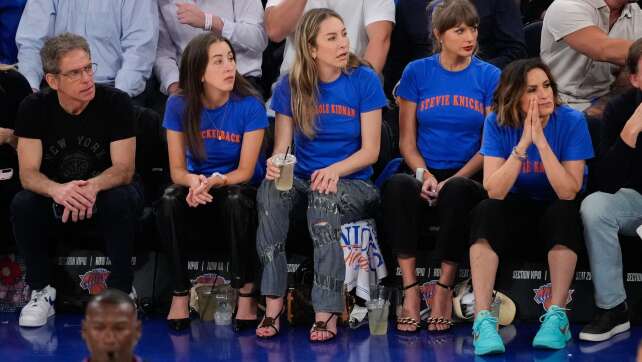 Taylor Swift feiert Knicks-Sieg mit Wortwitz auf dem T-Shirt