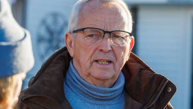 Ministerium stellt Senderdaten des Buckelwals vor