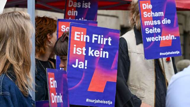 Hubig will Verjährungsfrist von Vergewaltigung verlängern