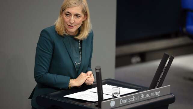 Sparpaket für Gesundheitsausgaben in Bundestag und Bundesrat
