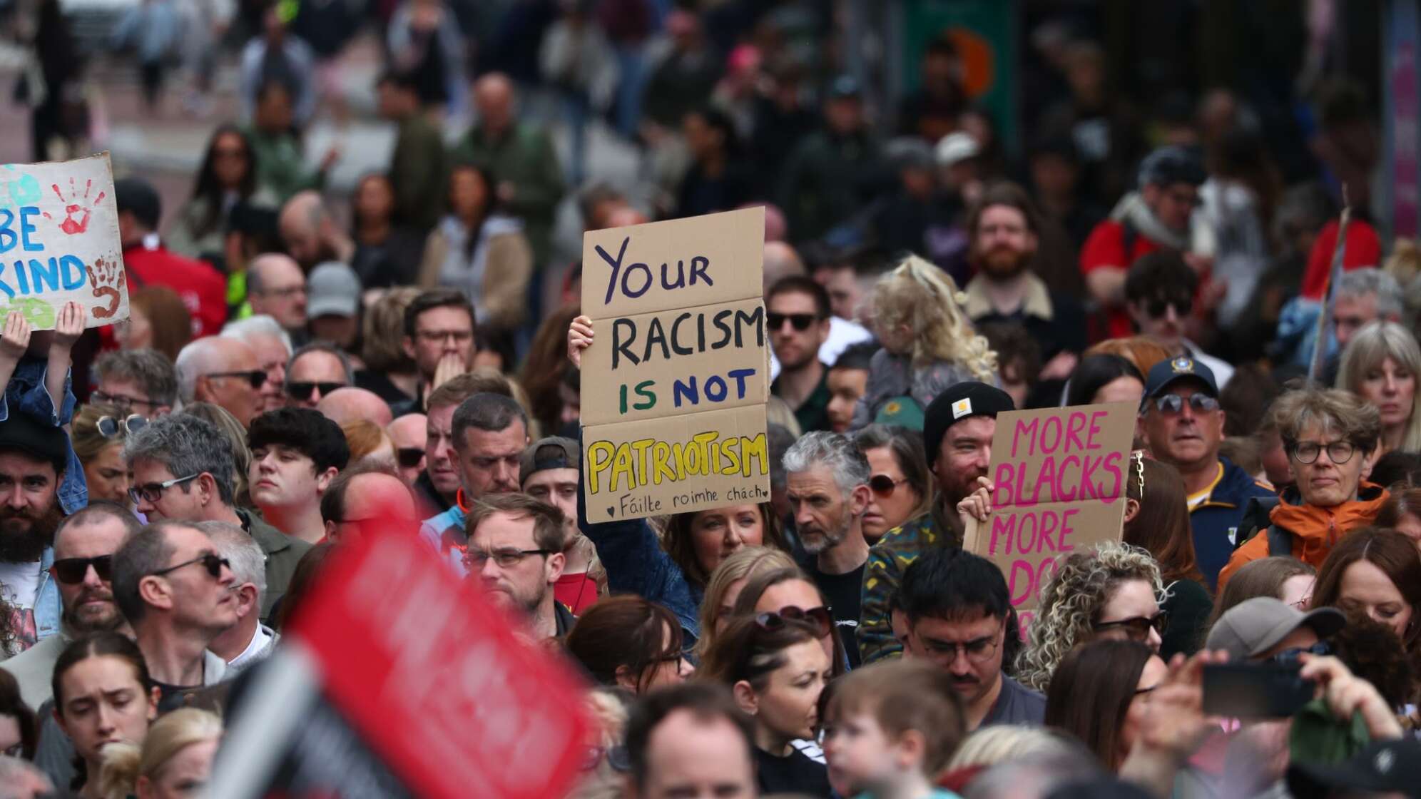 Nach Krawallen in Belfast - Demonstration