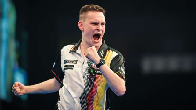 Deutsches Darts-Duo steht im Viertelfinale der Team-WM