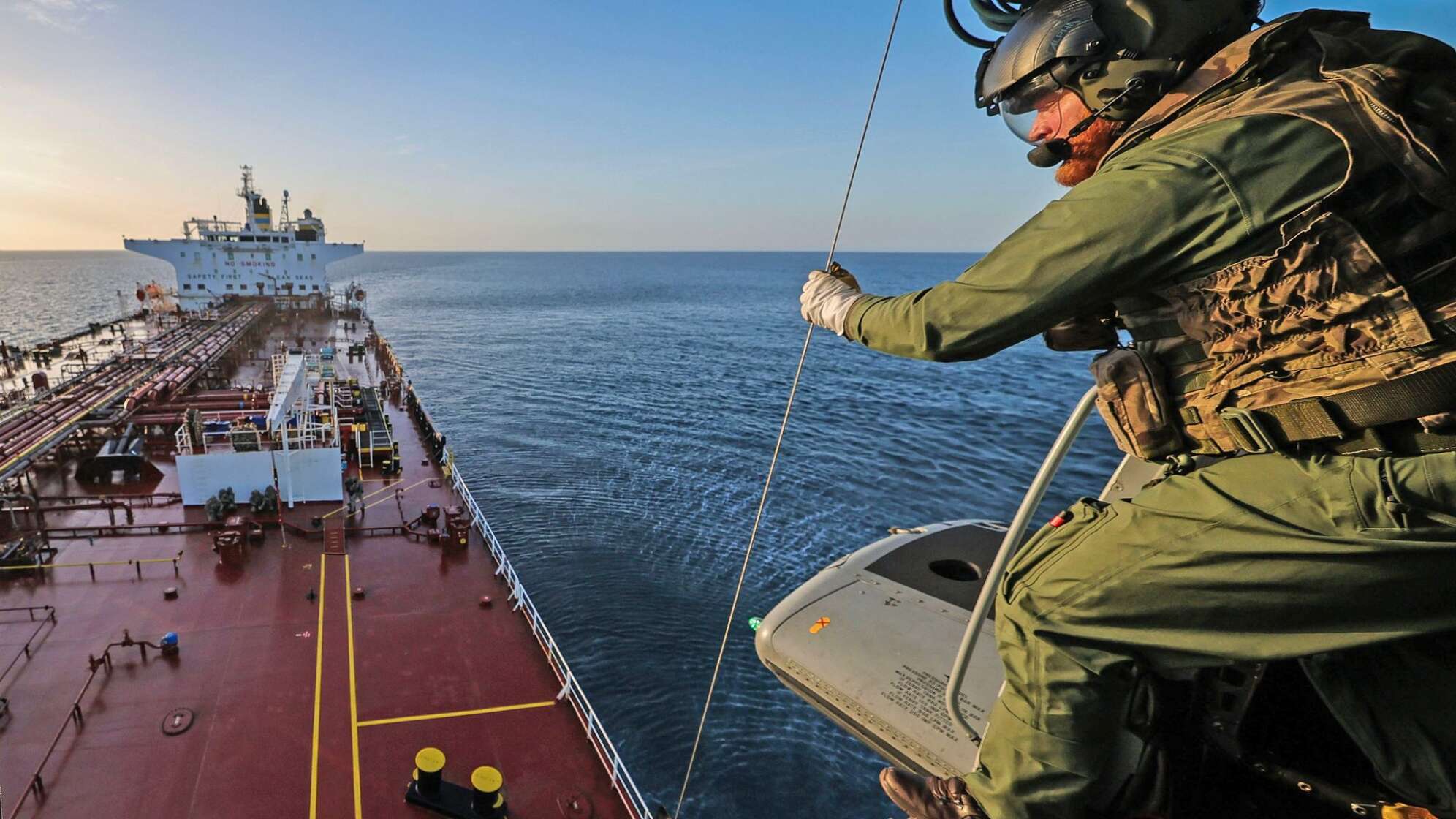 Britische Armee stoppt Schattenflotte-Tanker
