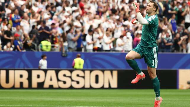 Neuers Ratschläge und die Erinnerungen an den WM-Sieg 2014