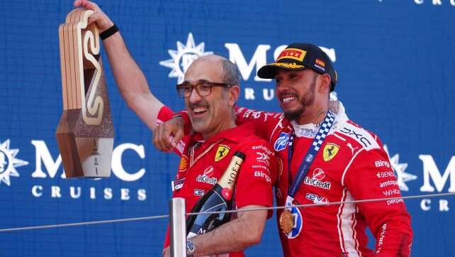 Mit Mittelfinger: Hamilton fordert Antonelli zum Titelduell
