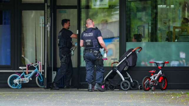 Polizei schießt bei Düsseldorf auf Bewaffneten