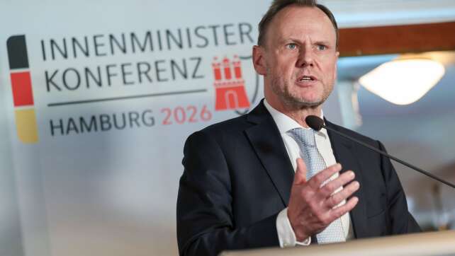 Innenminister: Hürden für Abschiebung von Straftätern senken