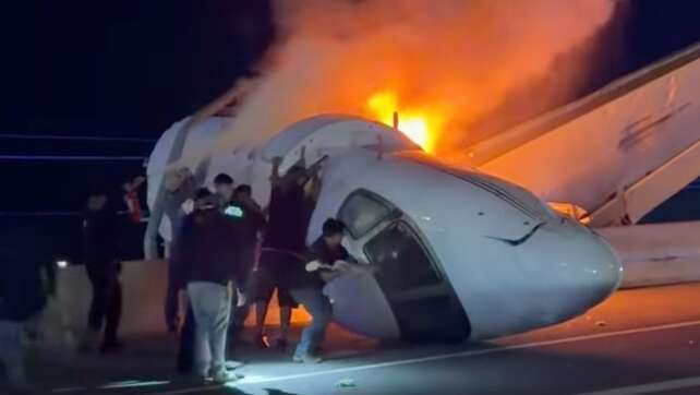 Privatjet stürzt in Texas auf Highway – ein Toter