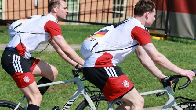 Neuers DFB-Prognose für Urbig und offene Worte mit Baumann