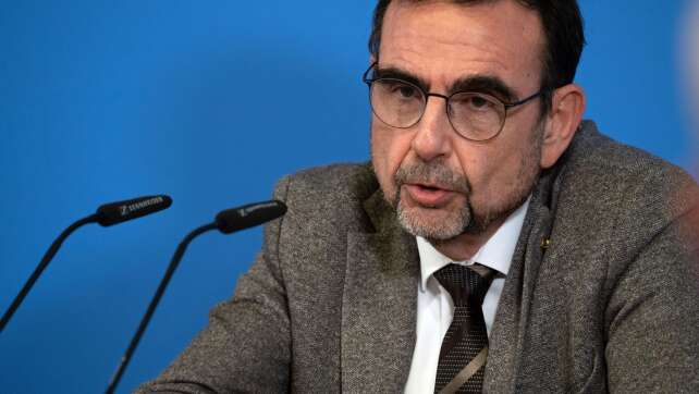 Holetschek nun auch Stiftungsvorsitzender
