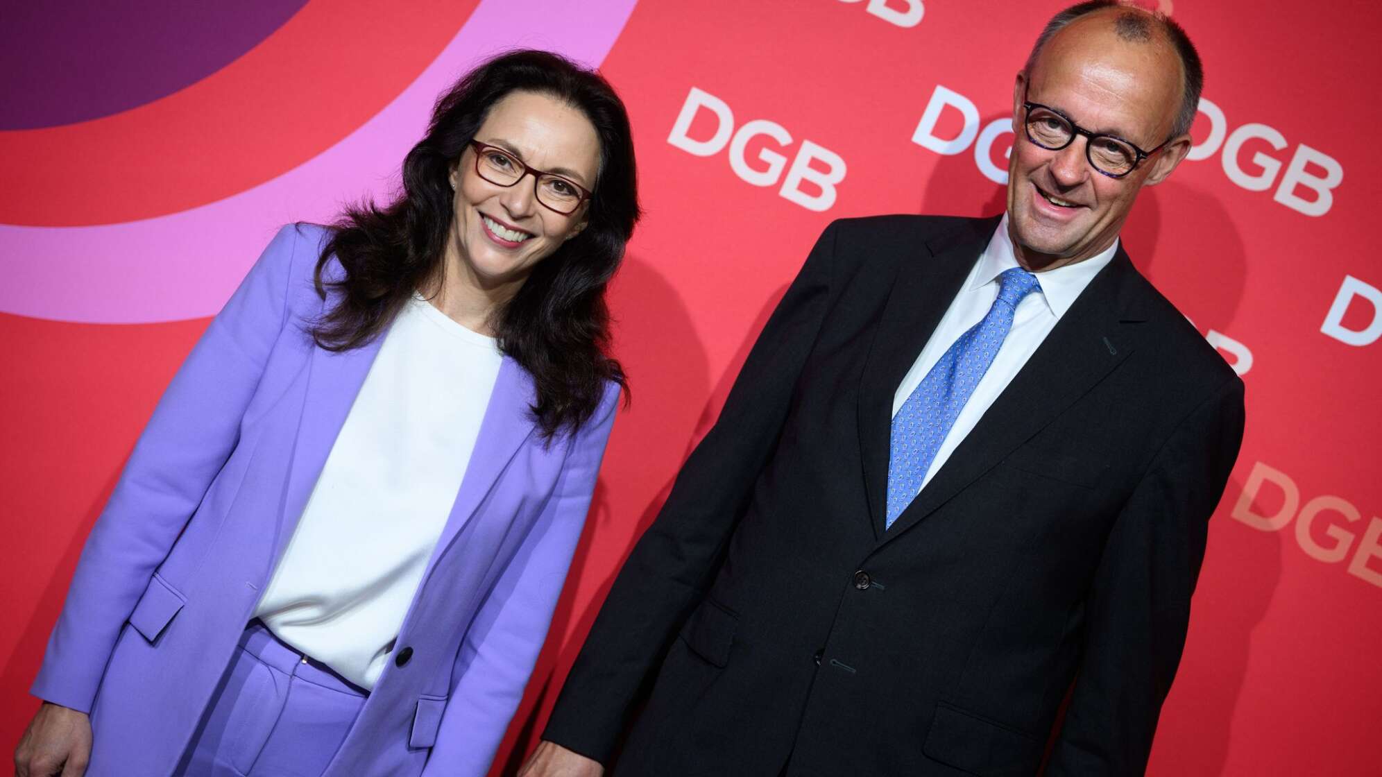 Fahimi und Merz beim DGB-Kongress